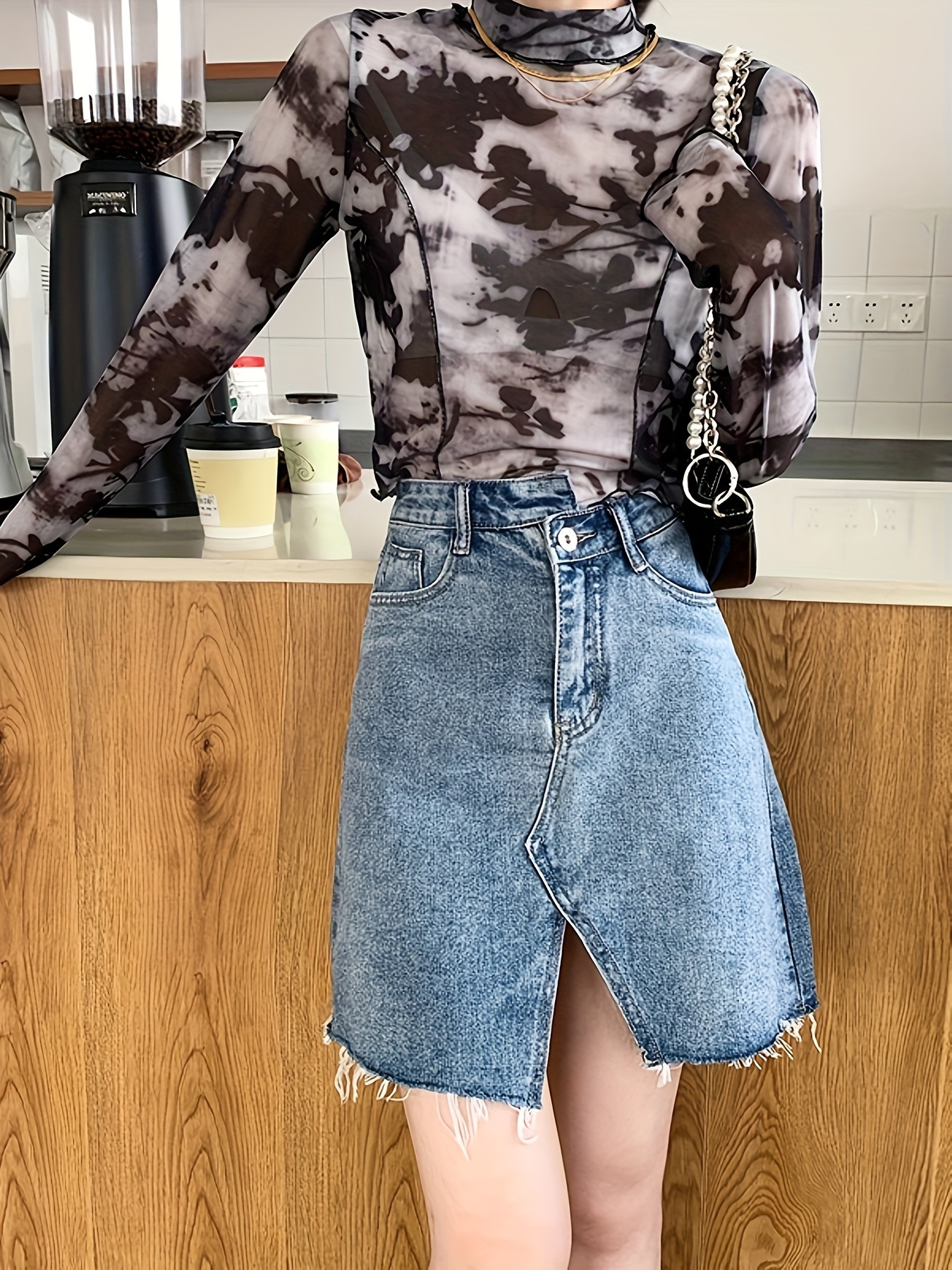 Raw Hem Split Denim Skirt, Plain Washed Blue Slash Pocket A-line Denim Skirt, Women s Denim Jeans & Clothing details 0