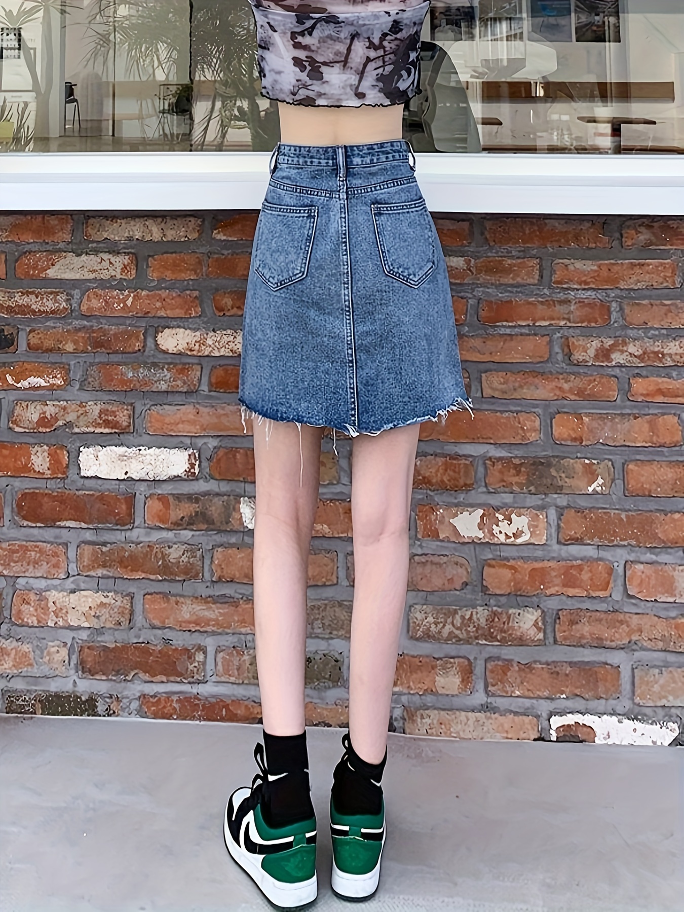 Raw Hem Split Denim Skirt, Plain Washed Blue Slash Pocket A-line Denim Skirt, Women s Denim Jeans & Clothing details 2
